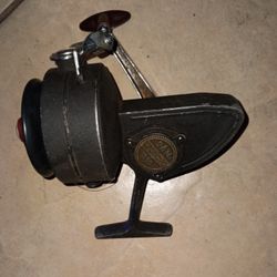 Fishing Reel 