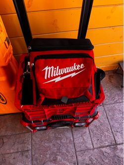 Milwaukee lunch bag