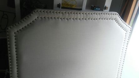 Espaldar para camas Full o Queen $80 obo