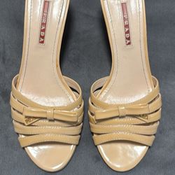 Prada Open Toe Tan Patent Leather Wedges Size 39