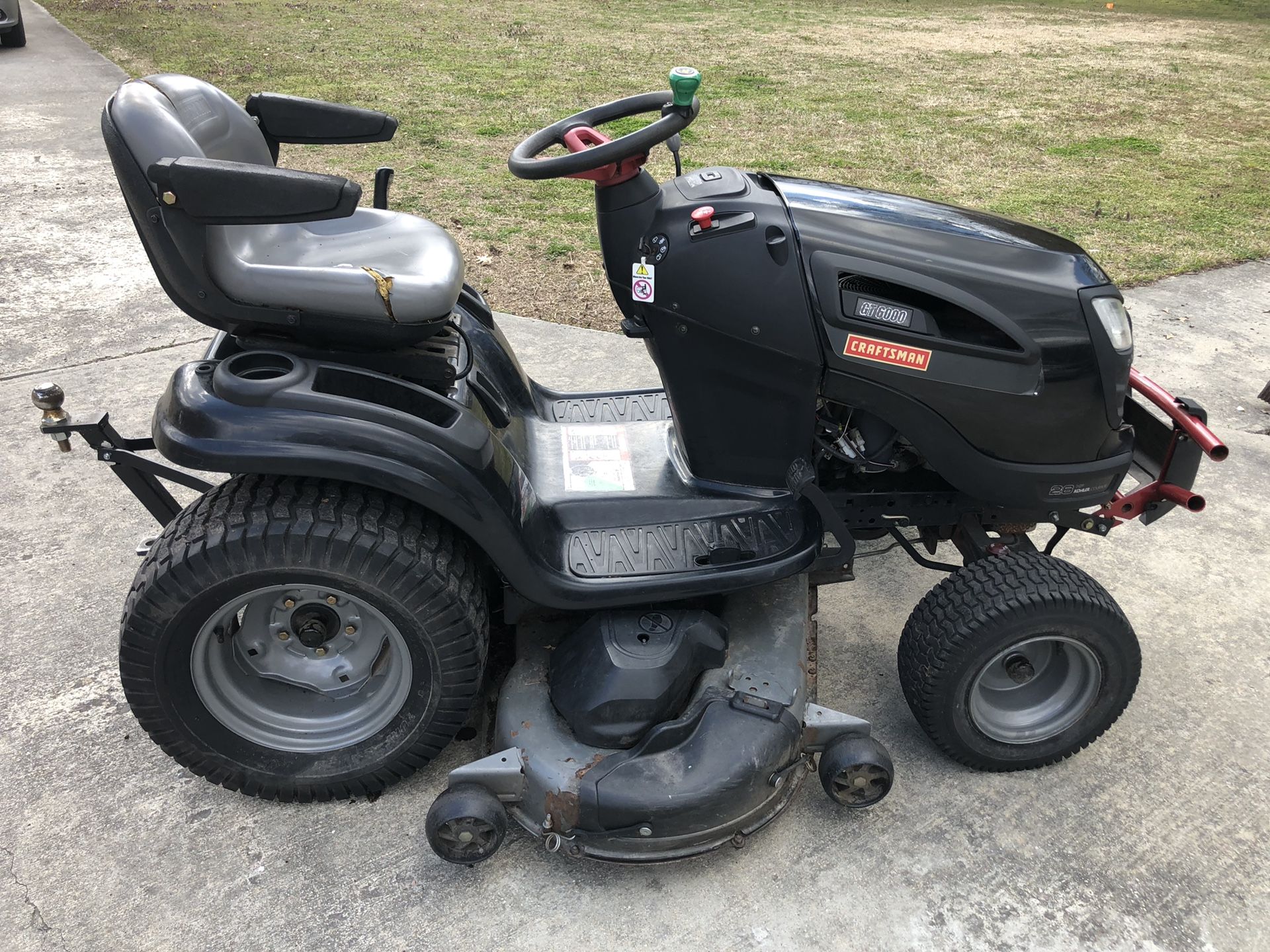 Craftsman GT6000 Garden Tractor Riding Lawn Mower for Sale in Suffolk