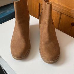 Ladies  Boots