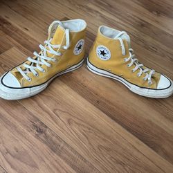 Converse High Top Chuck Taylor Mustard yellow Us size men 7 women 9.5