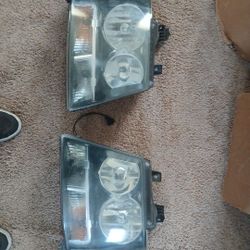 Truck Head Light In Good 