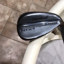 Cleveland RTX 6 Zip Core 52° wedge, dynamic gold