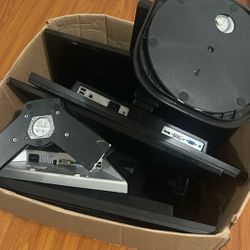 Computer Monitors Lot Of 6
