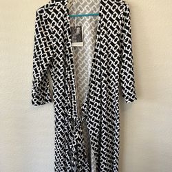 NWT Diane von Furstenberg Silk Women’s Chain Link Black White Wrap Dress 10