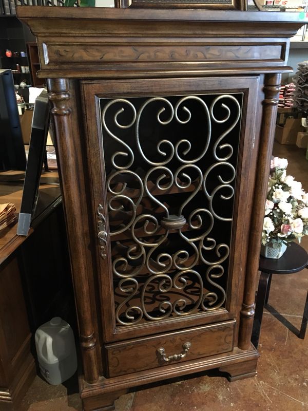Broyhill Wine Cabinet Storage For In Rancho Cordova Ca Broyhill Wine Cabinet Storage For