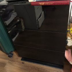 3 Drawer Night Stand 