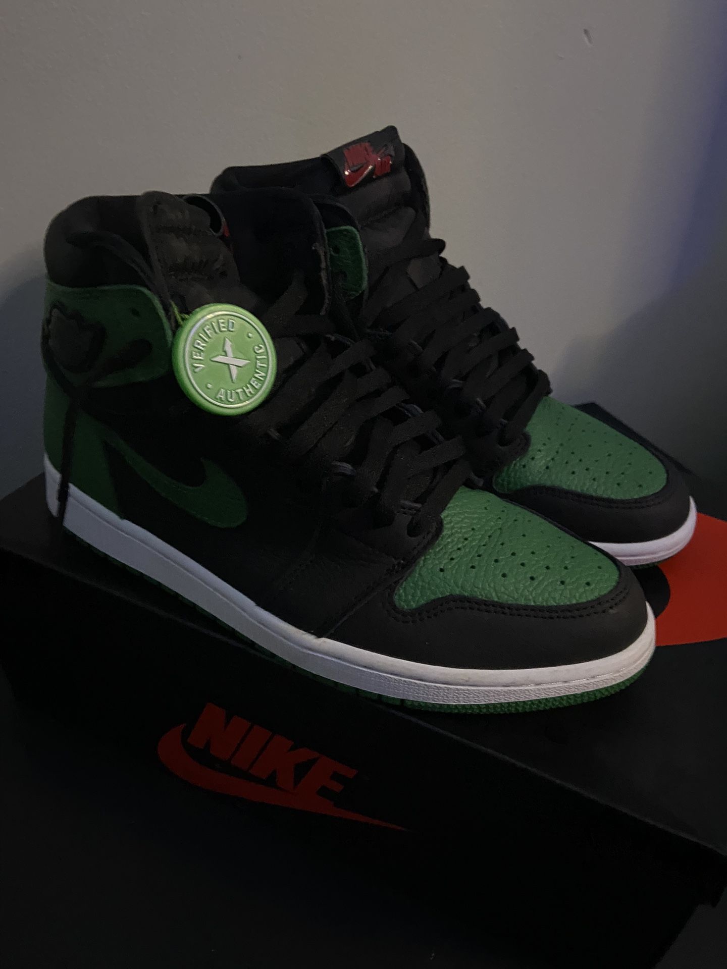 Jordan 1 “pine Green “