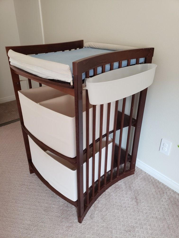 Stokke Baby Changing Table for Sale in Laguna Niguel, CA - OfferUp