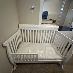 Crib/toddler Bed With Mattress