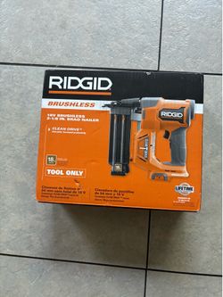 Ridgid 18V Brushless 18 Ga 2 1/8 in Brad Nailer W/ Clean Drive Tool Only R09891B