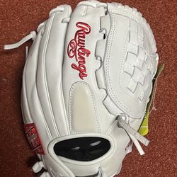 Liberty Advanced Softball Glove