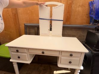 Makeup Vanity