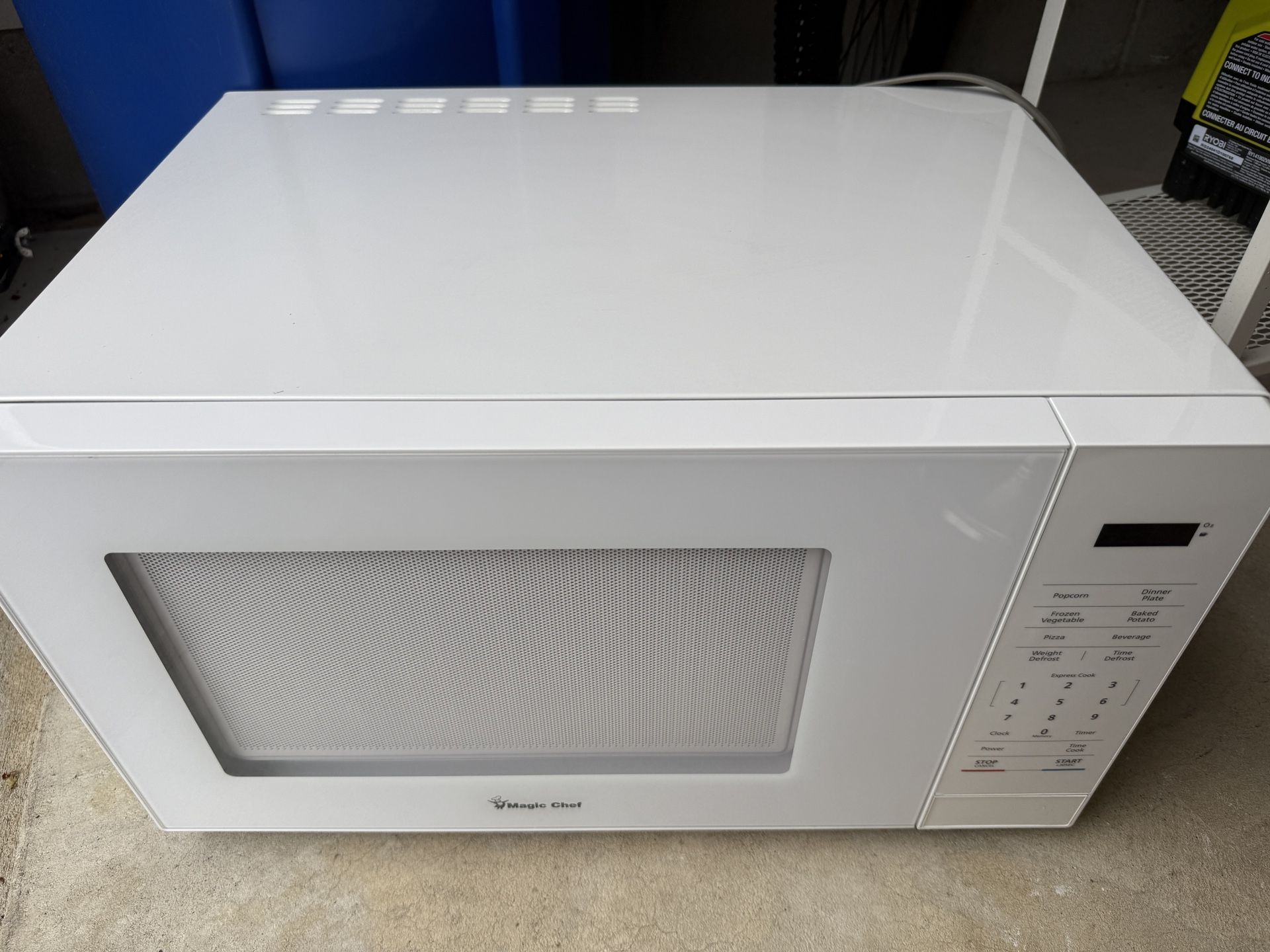 Brand New Microwave 