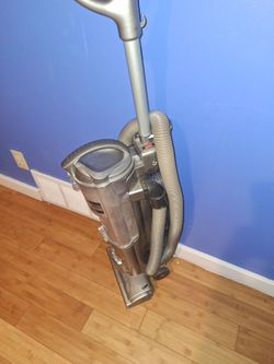 Shark navigator vacuum  cleaner