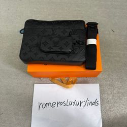 Louis Vuitton Duo Messenger 