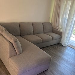 2 Piece L-Shaped Sectional with Right Arm Facing Corner Chaise