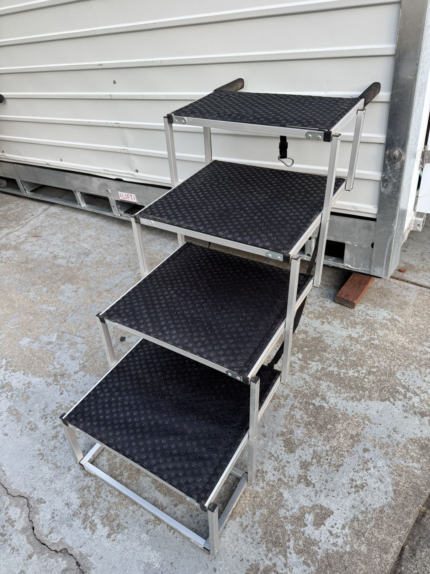 Extra Wide Folding Stairs For Dogs 