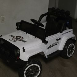 Baby remote control car as well as self drive