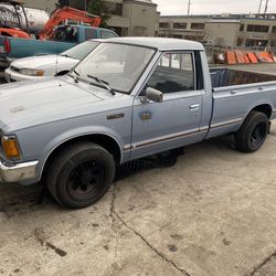 1986 Nissan Pickup Long Bed 