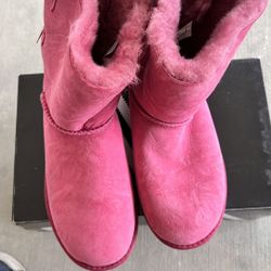 Ugg Women Size 6