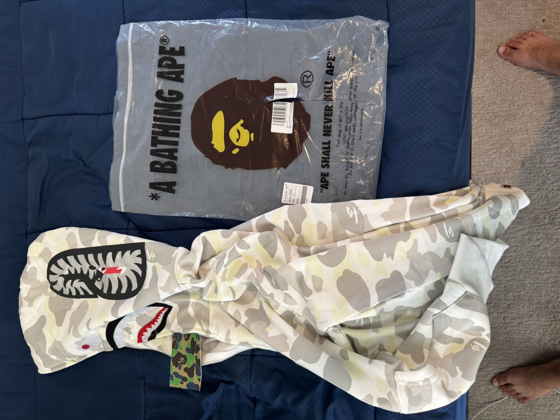 ( Bape Hoodie )