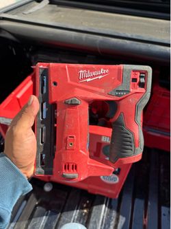 Milwaukee Stapler