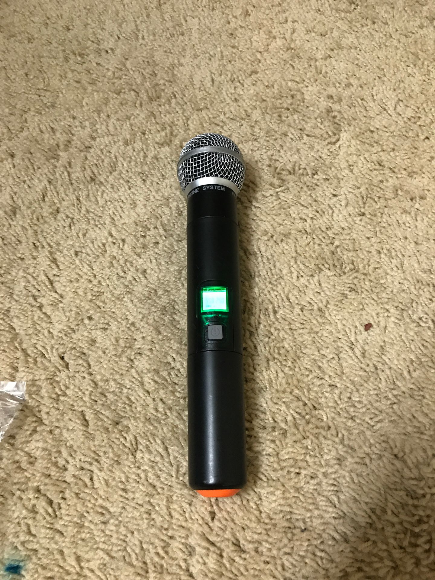 Wireless mic only mic no receiver for studio