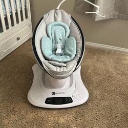 4 Moms Rocker 
