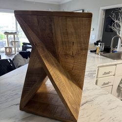 Accent Table