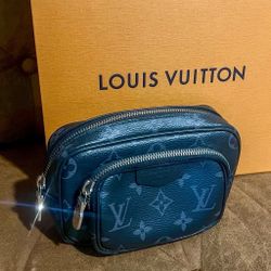 Men Louis Vuttion Crossover Bag 