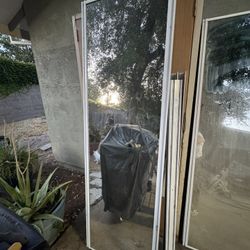 Single Sliding mirror closet door