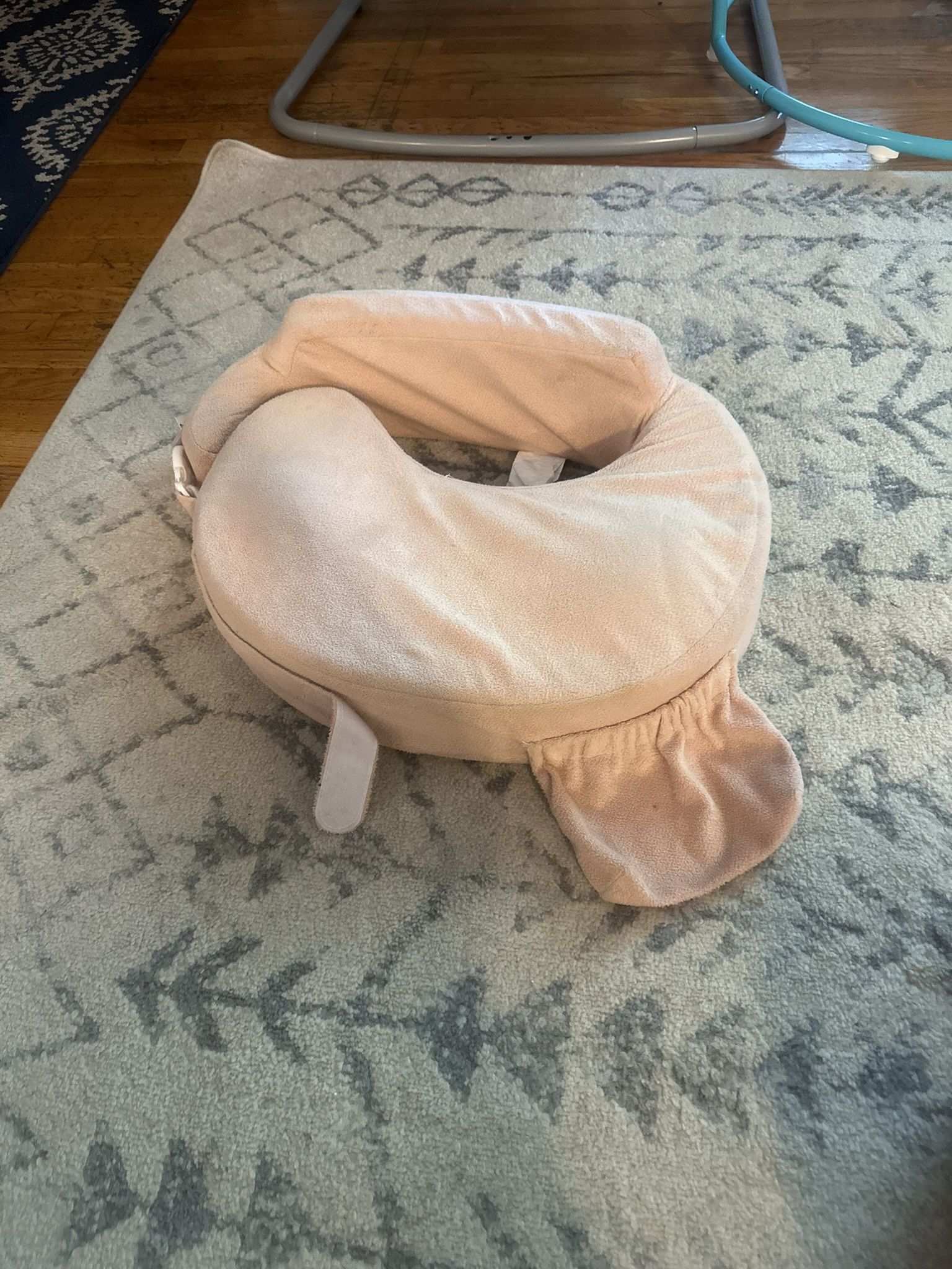 My Breastfriend Feeding Pillow