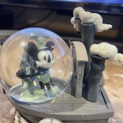 Mini Snow Globe Mickey Mouse
