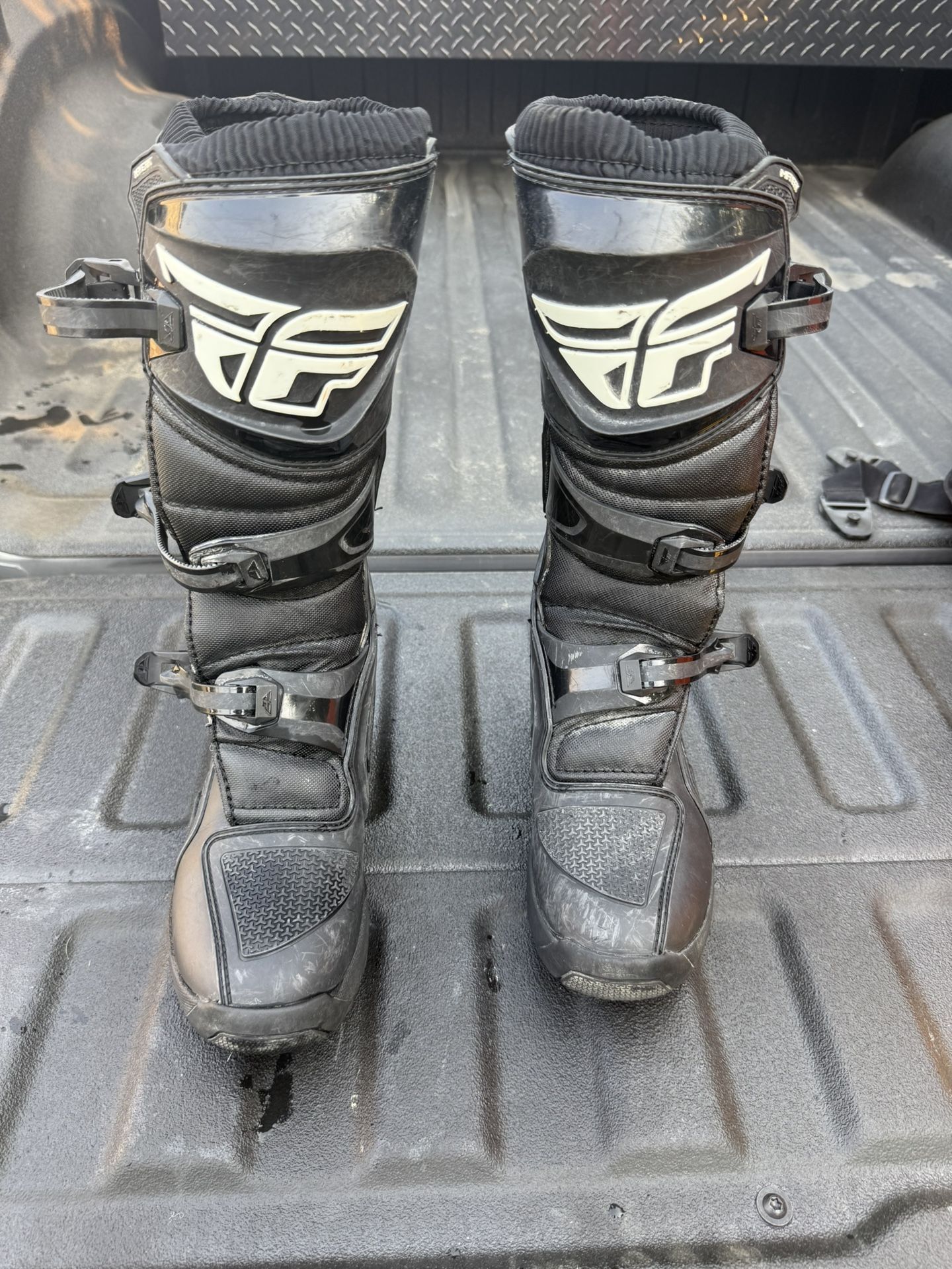 🔥 Fly Racing Maverik Boots – Men’s Size 9 🔥