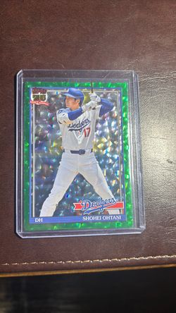 2026 Topps 75th Anniversary Shohei Ohtani Green Crackle numbered 52/99