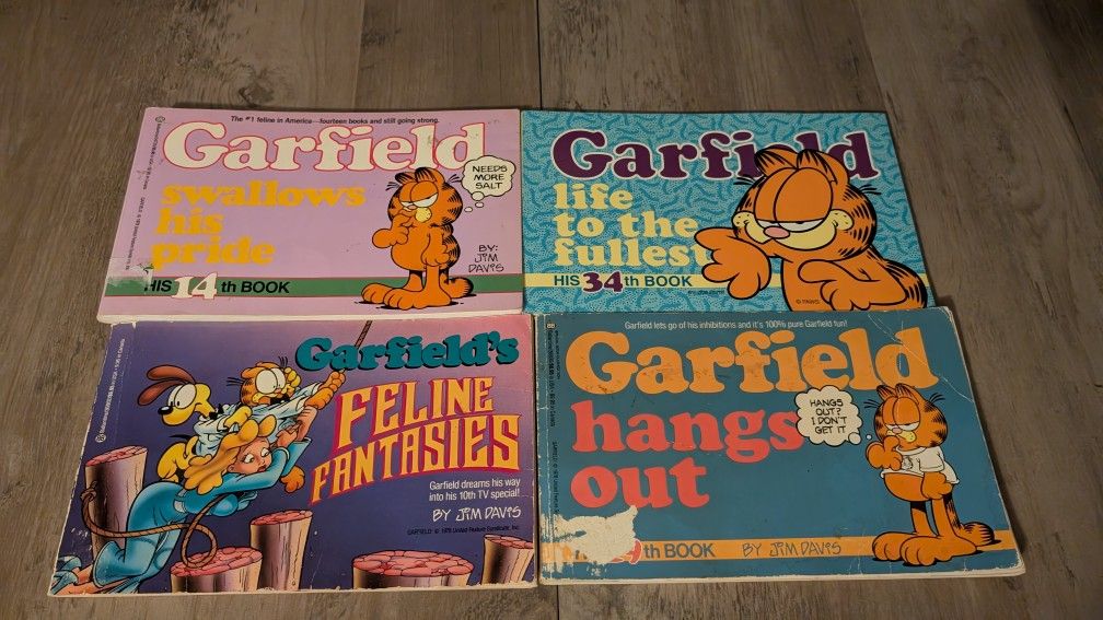 Vintage Garfield Comic Strip Book Lot (4 Volumes)