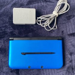 Nintendo DS XL 