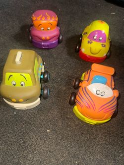 https://offerup.com/redirect/?o=Qi5Ub3lz pull back cars . Soft vehicles with 4 sounds . Includes car ,pickup truck, racer and taxi with unique sounds.