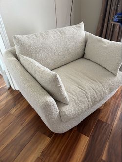 Albany Park swivel arm chair