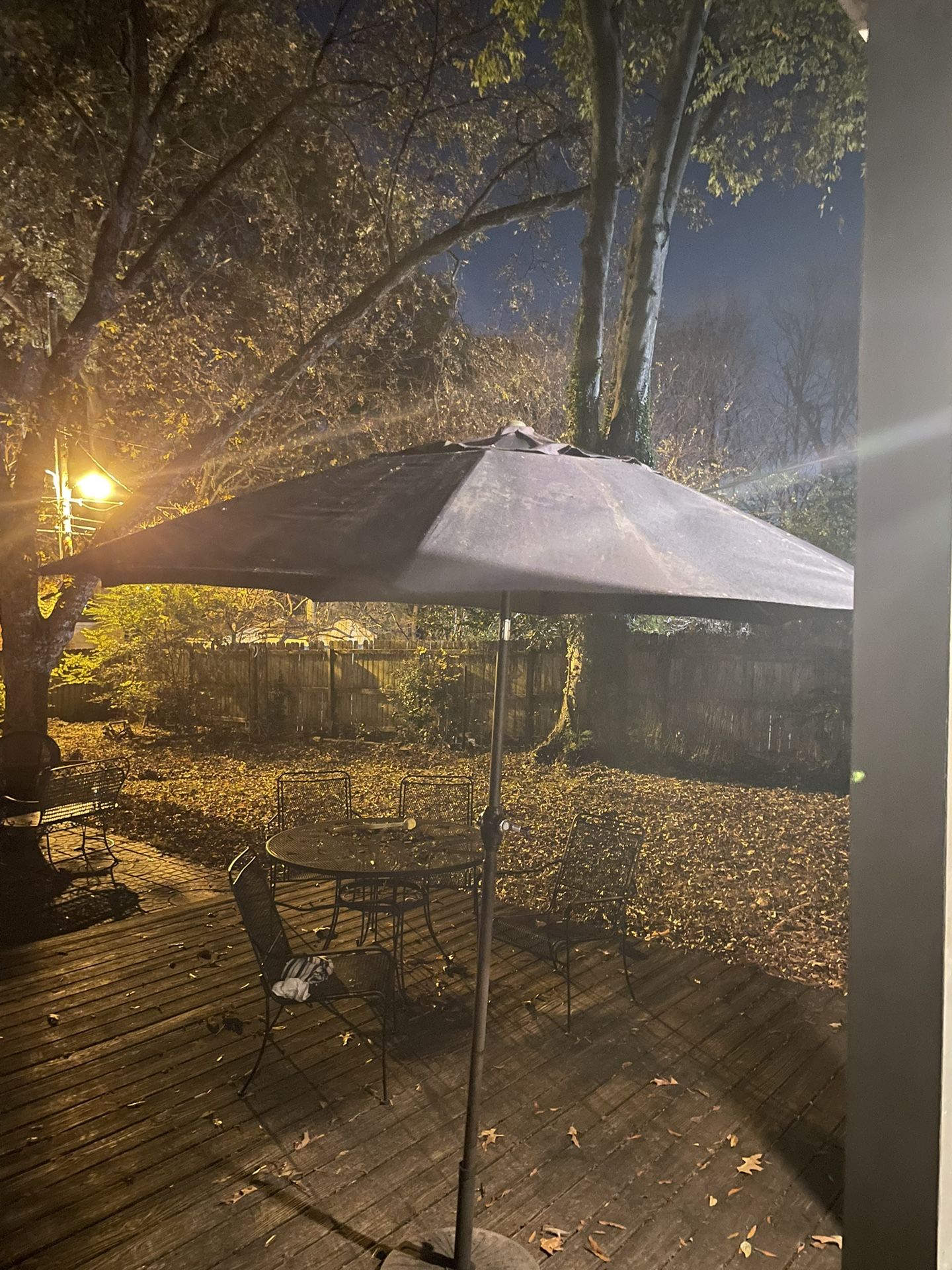 Large 7.5 Foot Outdoor Umbrella & Stand