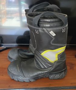 GLOBE PULL-ON STRUCTURAL FIRE FIGHTING BOOTS XW MFG 2022!  Size 11 Pre-owned!