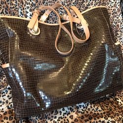 Boots’N Bags Genuine Leather Purse 
