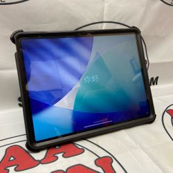 Apple iPad Air 13-inch M4 256GB Tablet MH5U4LL/A w/ Otterbox Defender Case 11060548