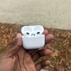 Used AirPods Gen 3s