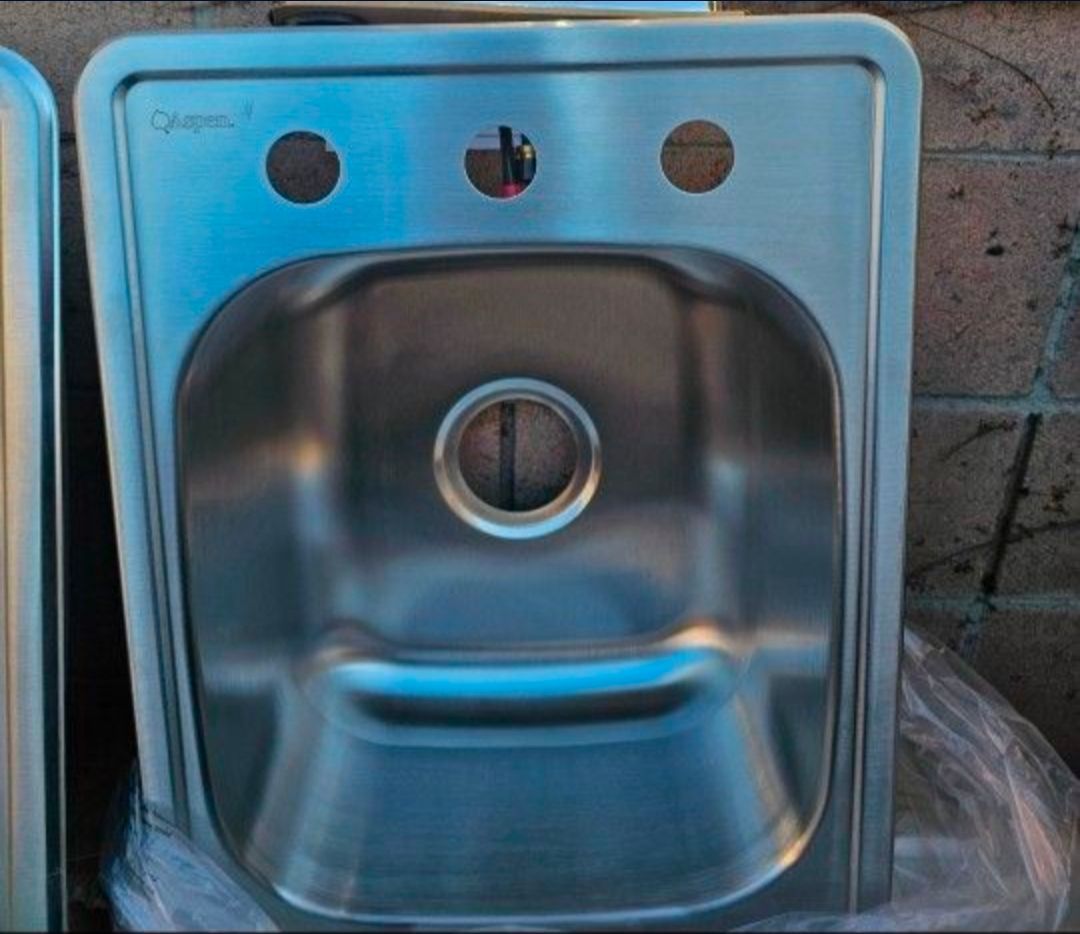 New 17x22x8 Sink