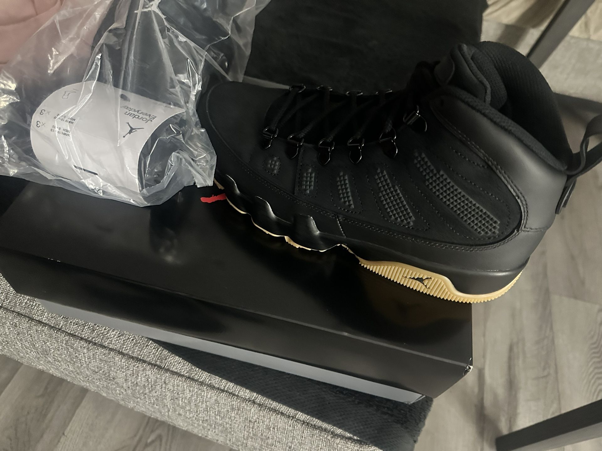 Jordan 9 Retro "Black/Gum Light Brown" Men's Boot