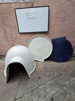 Dogloo  house
